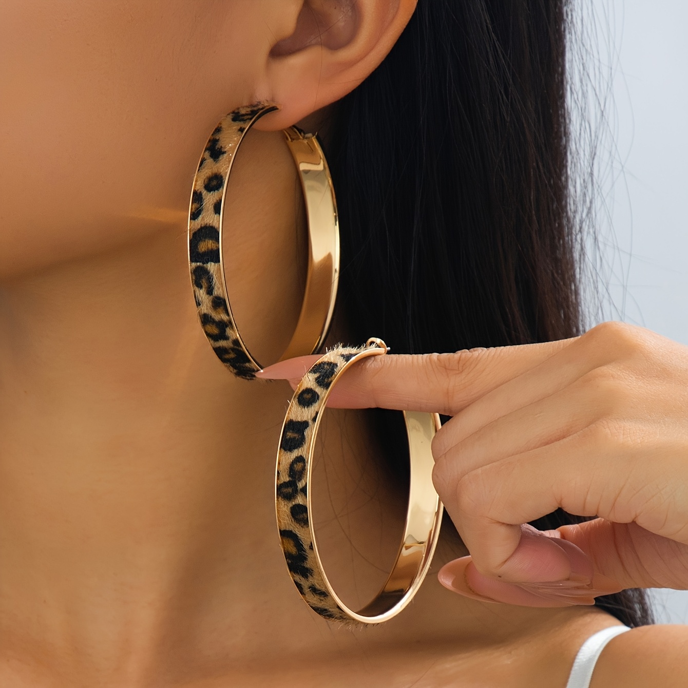 2pcs Sexy Exaggerated Temperament Fashion Leopard Print Earrings Suitable For Women's Wear Best Gift For Best Friend