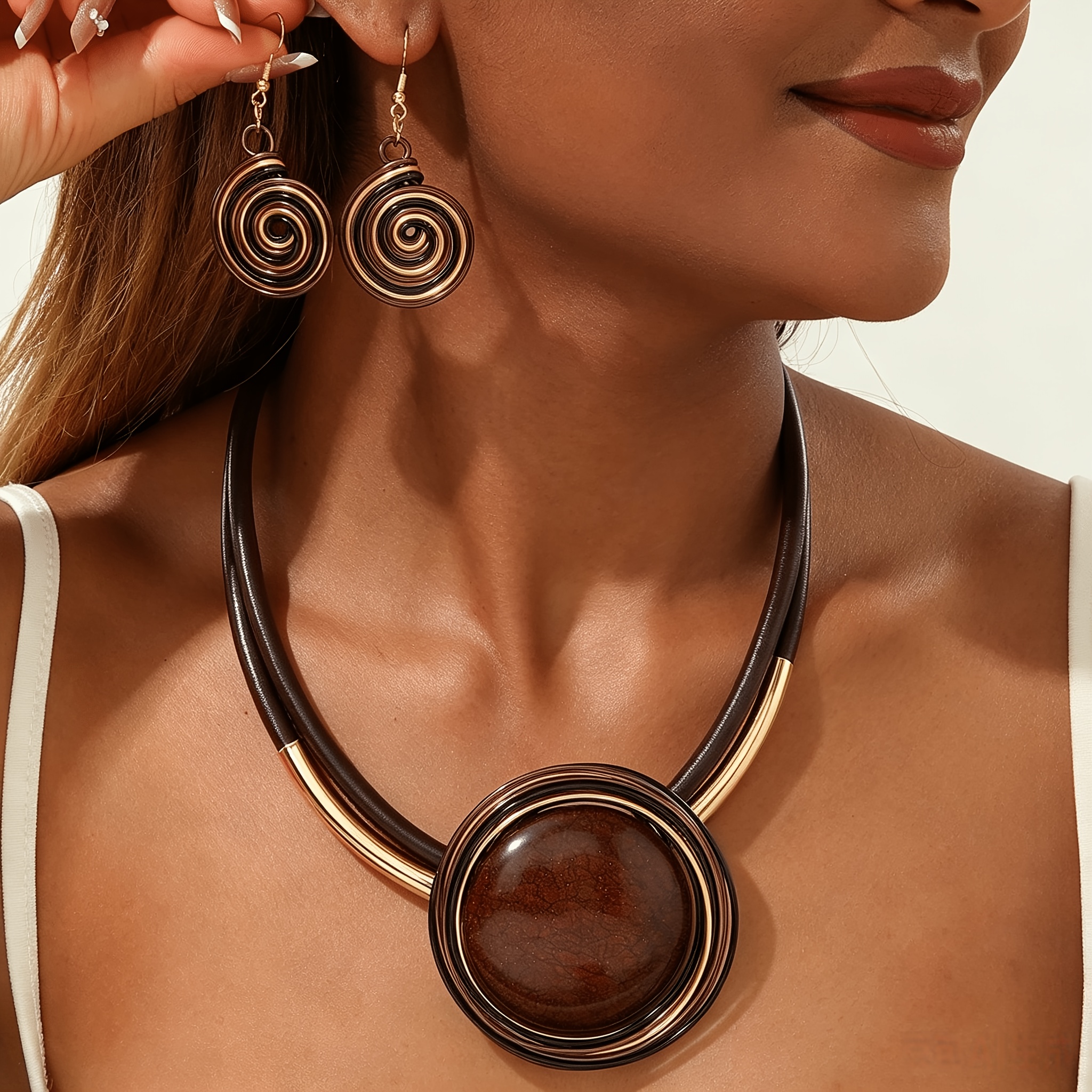 TEMU Ensemble de bijoux bohèmes pour femmes, , tendance, avec pendentif circulaire en résine et boucles d'oreilles , parfait pour , les dîners, les