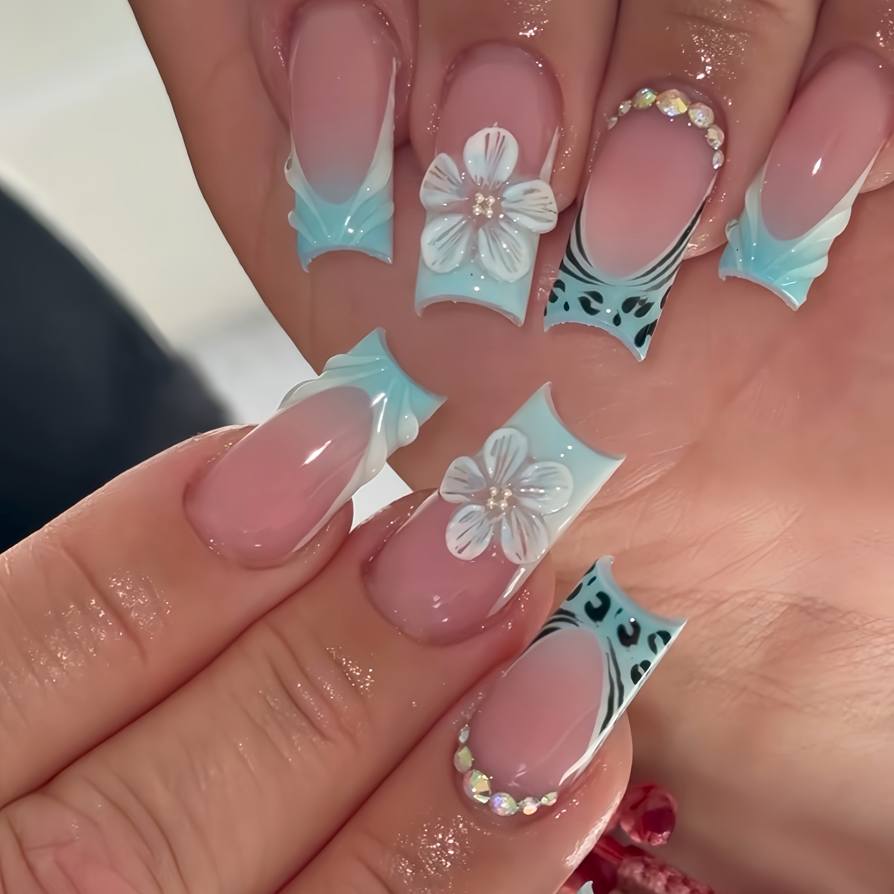 Image of 24pcs Pure Handmade Nail Art, Resin 3d Flowers Brightening Temperament Press-on Nails, Gift For And Women