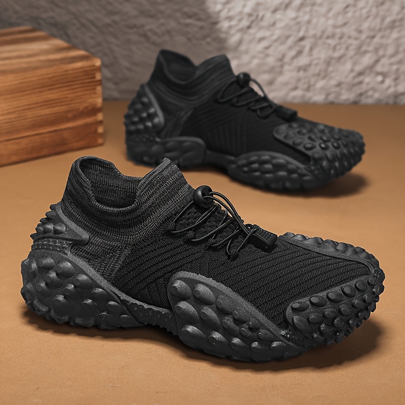 Summer New Men'S Breathable Fly Weave Shoes Outdoor Hiking Walking Shoes Slip-On Durable Durian Sole Casual Sports Shoes Low-Top Thick Casual Hiking Shoes Large Size Men'S Shoes