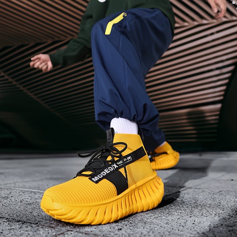 All-Season Men'S Running Shoes, Breathable, Trendy, Lightweight, Height-Increasing, Thick-Soled, Odor-Resistant, Casual Sports Shoes