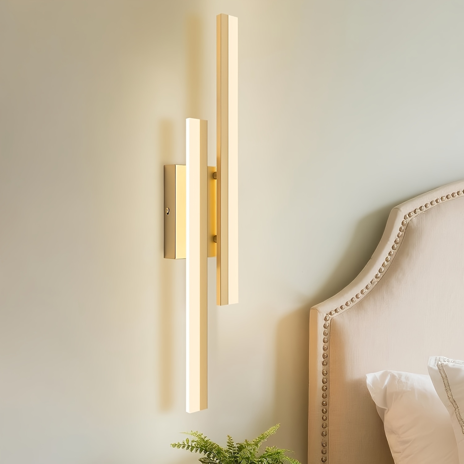Modern Black/Golden Wall Sconce, Warm Light LED Vanity Lamp, Suitable for Bedside, Bedroom, Bathroom, Dining Room, Living Room, Indoor Wall Light