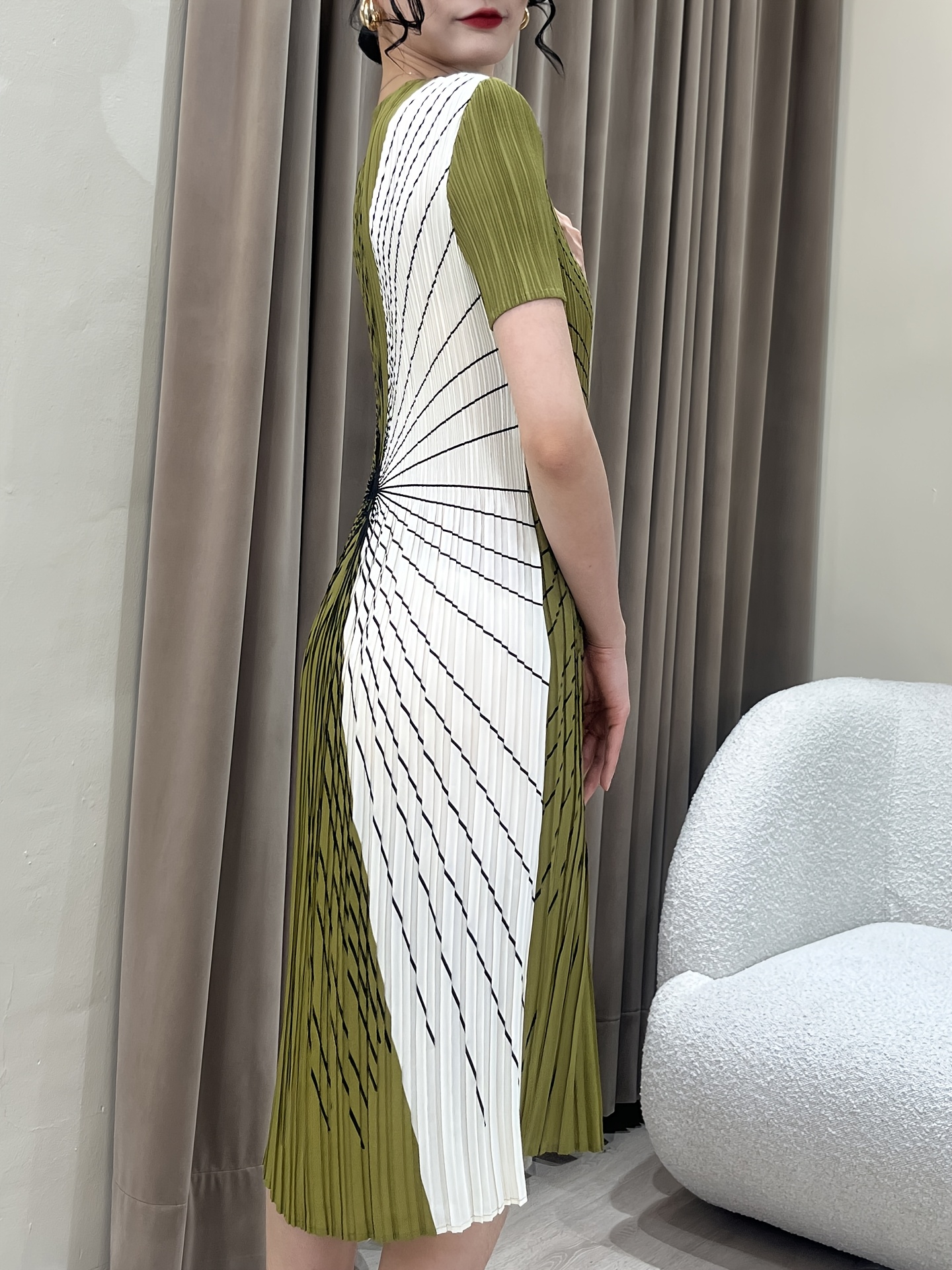 green emerald velvet dress Amarantha Midi Shirt Dress in Green Geometric
