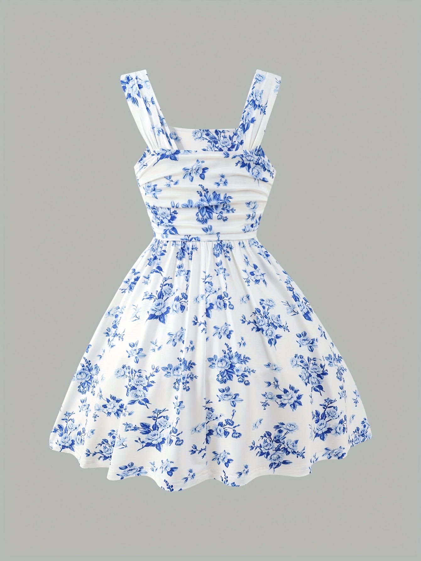 Summer Girls' Blue and White Floral Strappy Dress with Sweet Waist Cinching  A-Line Skirt for Vacation
