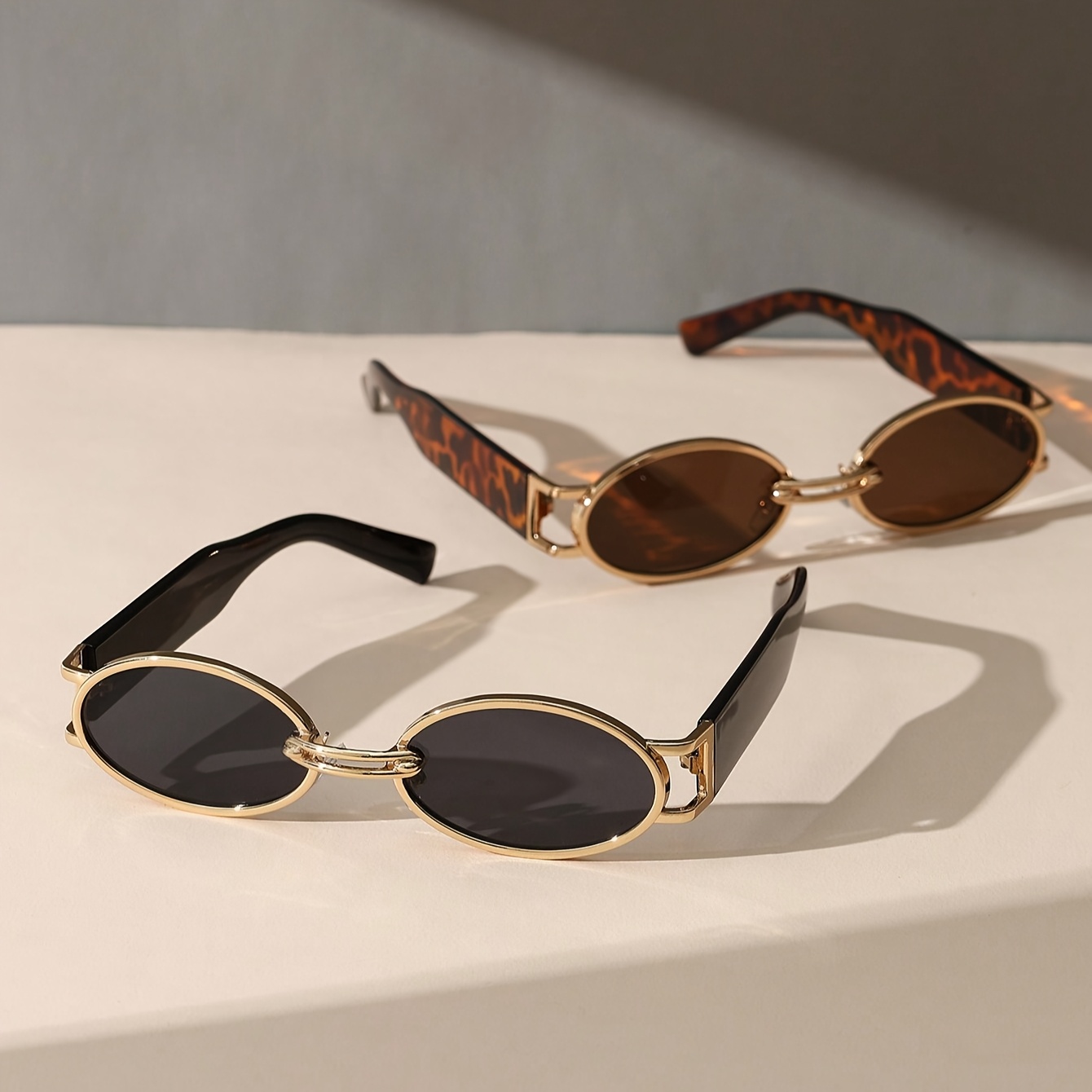 Image of 2pcs Women's Retro Frame Fashion Glasses, Suitable For Gatherings, Daily Life Decoration