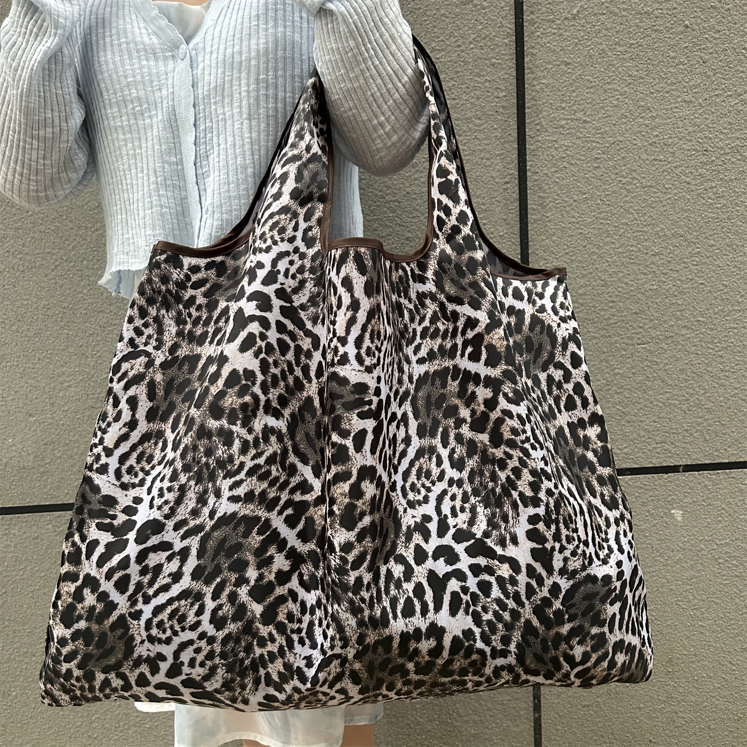 Large Capacity Leopard Print Nylon Tote Bag - Portable, Foldable, Lightweight, Shoulder & Handheld Shopping Bag With Fixed Straps, Machine Washable, Black, Leopard Print Ba