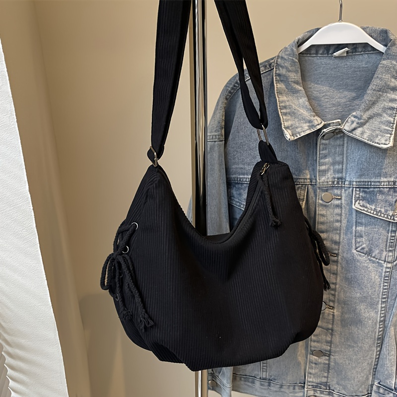 E-shop Stylische Damen Schultertasche mit verstellbarem Riemen für lässigen Crossbody-Gebrauch