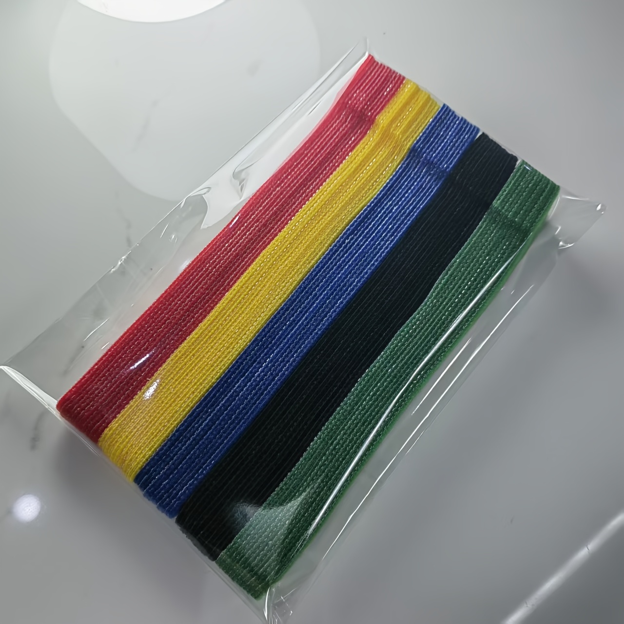 TEMU Confezione da 30 per Cavi Riutilizzabili a Gancio e Anello, Avvolgimenti Organizzatori per Cavi Autobloccanti Regolabili Multicolore, Materiale