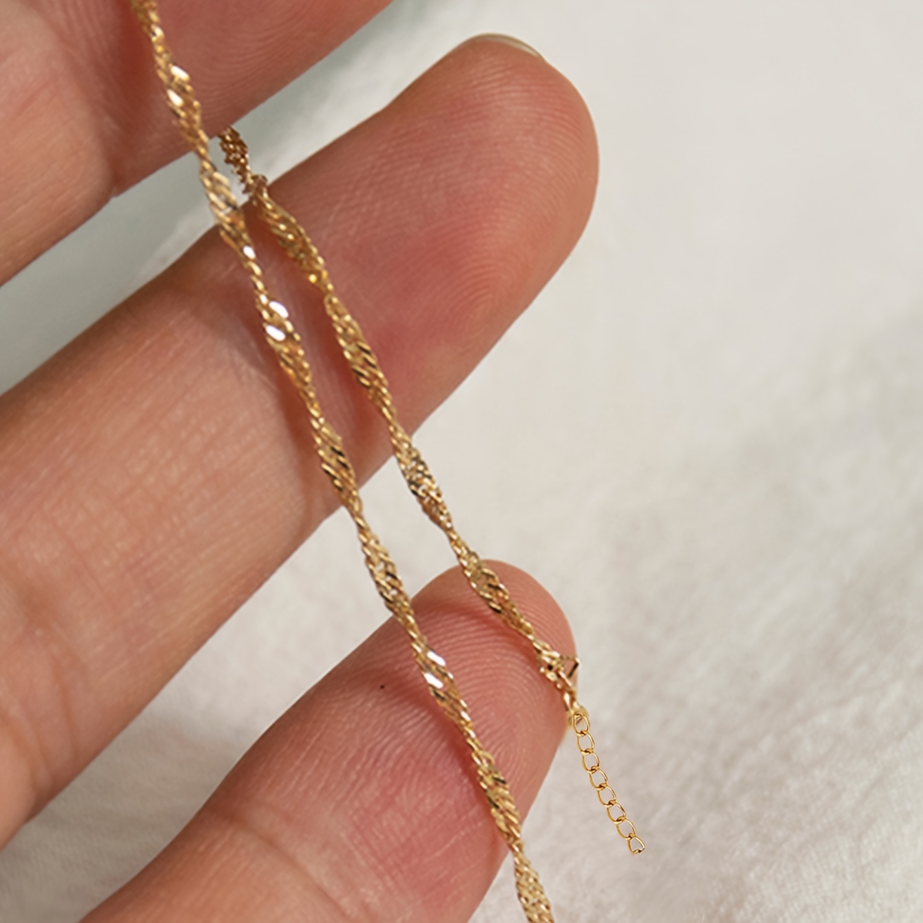 Women's Classic French Wave Chain Bracelet, Minimalist Style