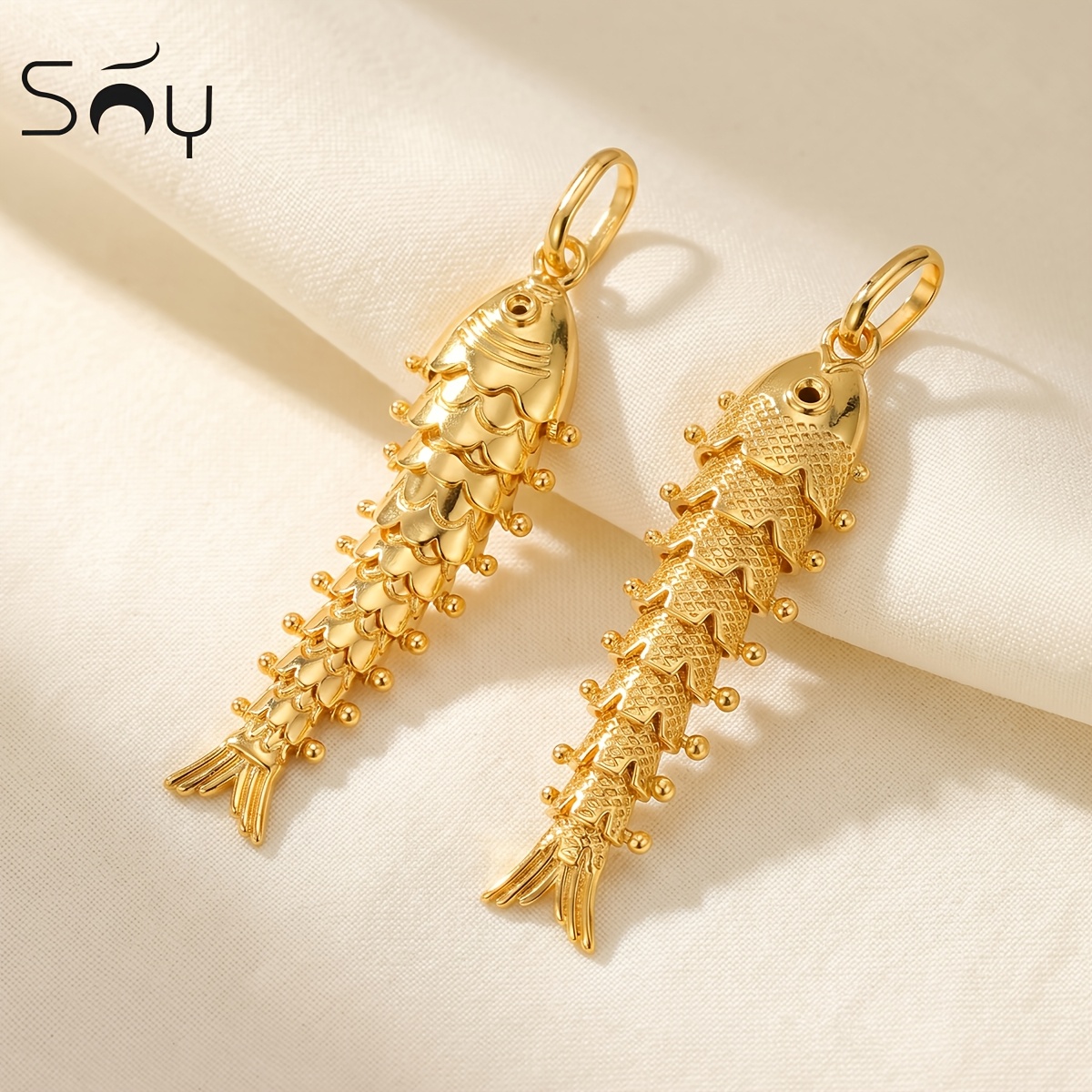 Women's 18K Gold Plated Wiggle Fish Pendant Necklace