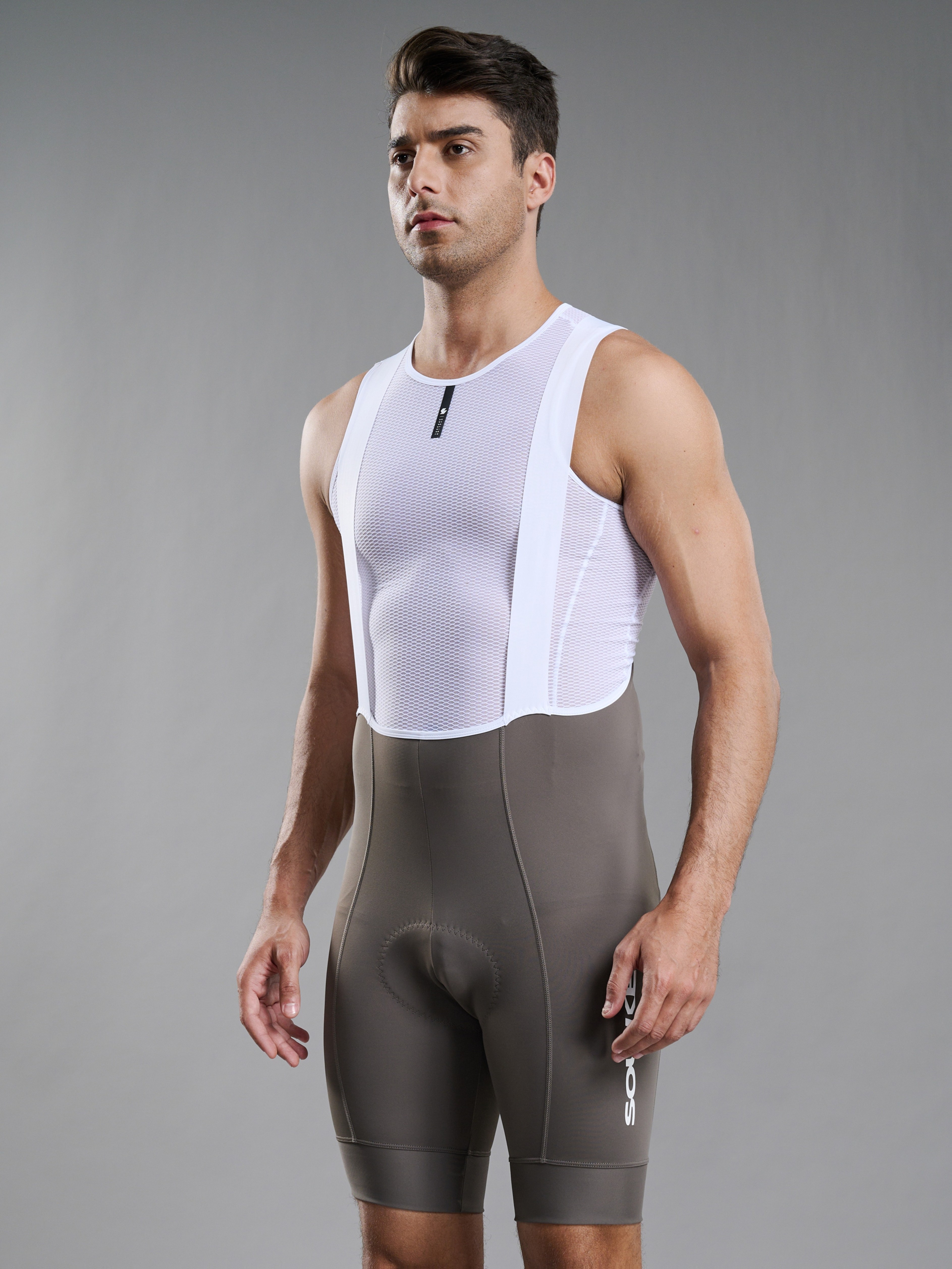   riding bib shorts sweat wicking and moisture wicking bib shorts elastic fabric suitable for road and mountain riding sweat resistant