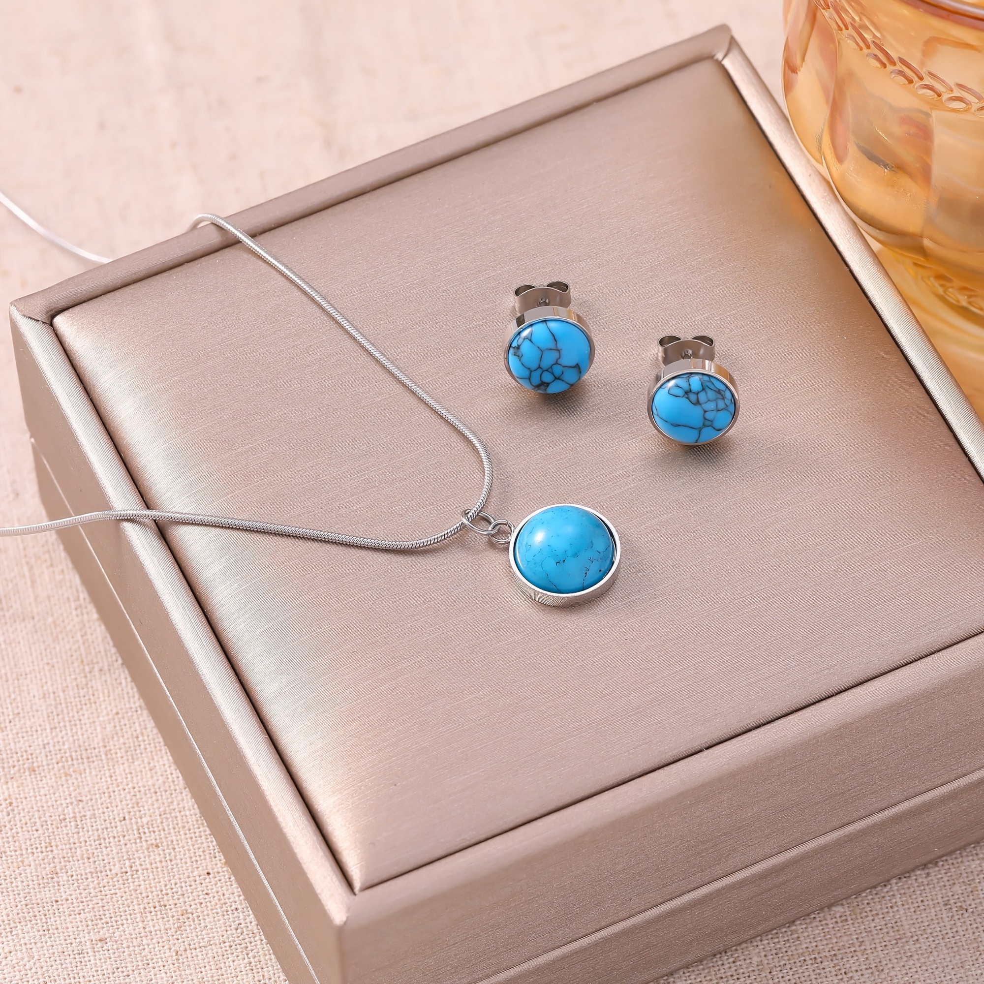 E-shop Valentinstagsgeschenk, hochwertige 304 Edelstahl Schmucksets für Damen, hochwertig mit blauem, runden Anhänger und verstellbarer Kette, passend