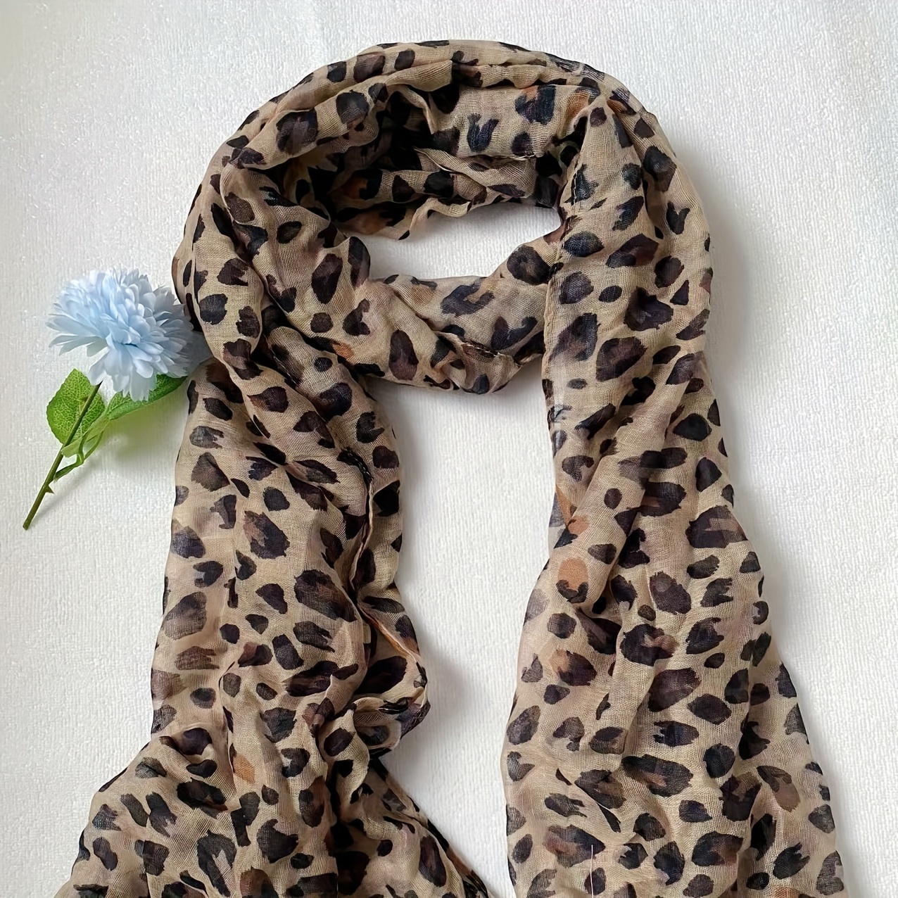 

Chic Khaki Leopard Print Bali Yarn Scarf For Women - Cozy & Warm Shawl For Fall/winter, Fashionable Polyester