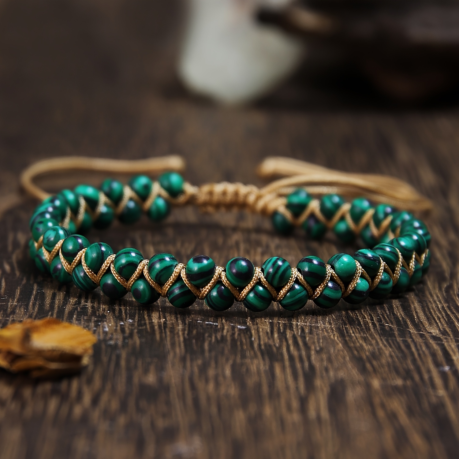 E-shop Malachit-Doppelschicht-Armband – Naturalistischer Stil, geflochtenes verstellbares Design, Vintage-Böhmen-Schmuck | Unisex-Accessoire | Ideales
