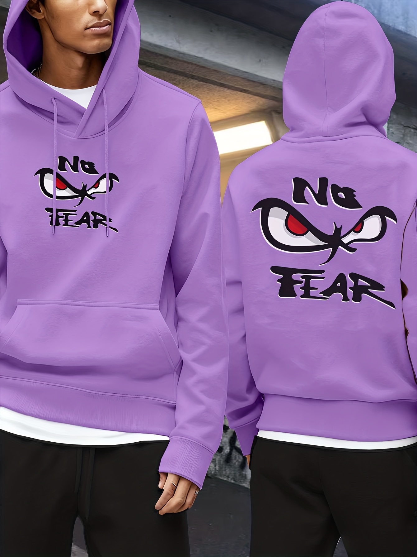 Verdikte herensweater met capuchon, gloeiende ogen en "Geen angst