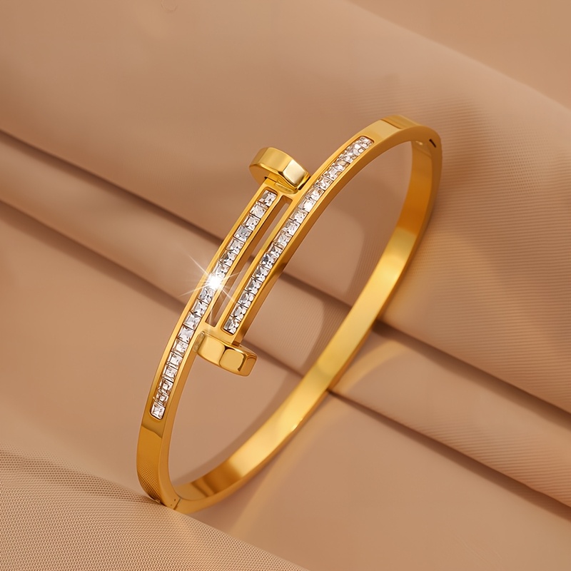 2pcs Random Stainless Steel Bracelets Set, Dazzling Accessories