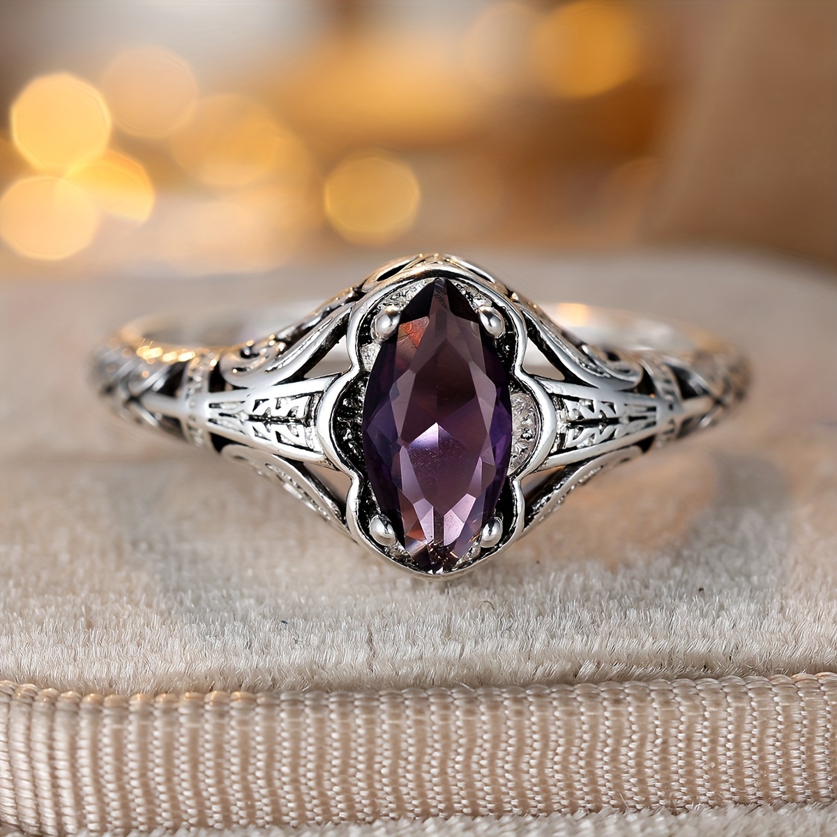 Image of Vintage Mysterious Purple Synthetic Synthetic Zirconia Antique-style Blackened Pattern Banquet Party Ring