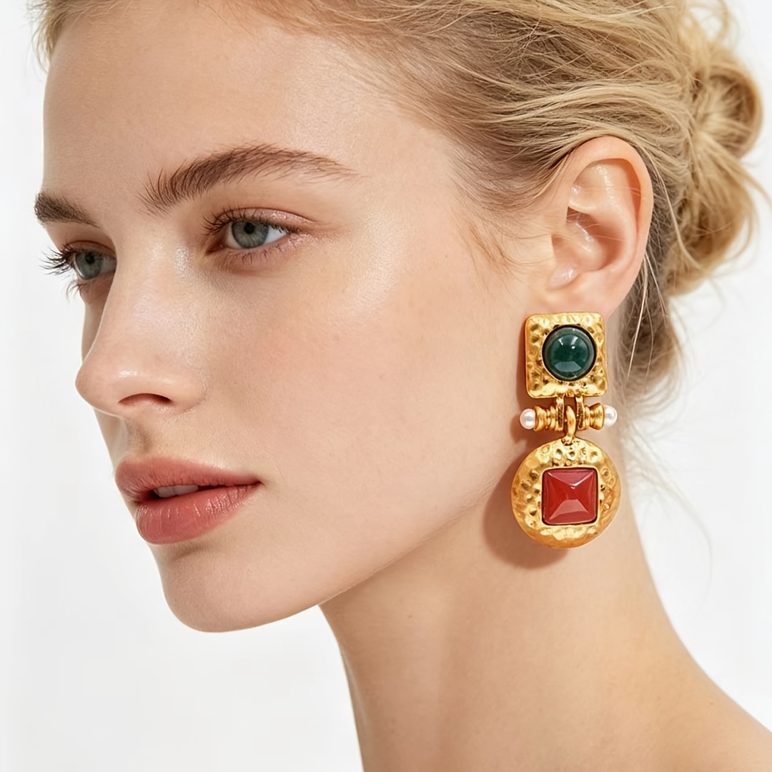 TEMU A Stylish, Exquisite, Elegant, And Luxurious Stud Earring