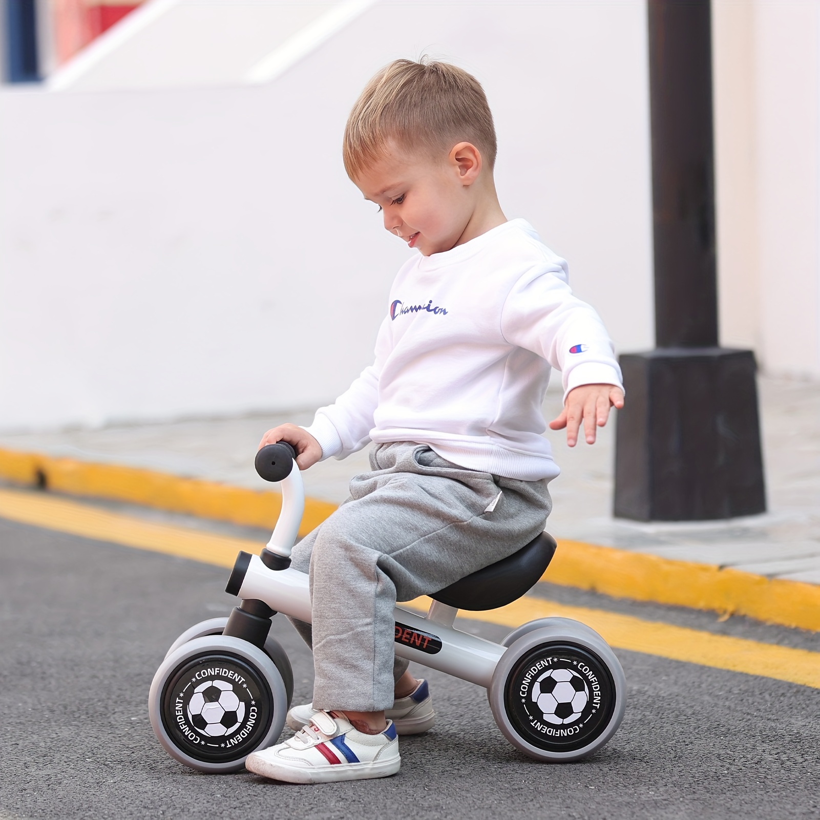 Baby Balance Year Old, Toddler Bike for One Year Old Boy Girl Birthday  Gift, 1-3 Years Toddler First Bike with No Pedal Wheels, Ride