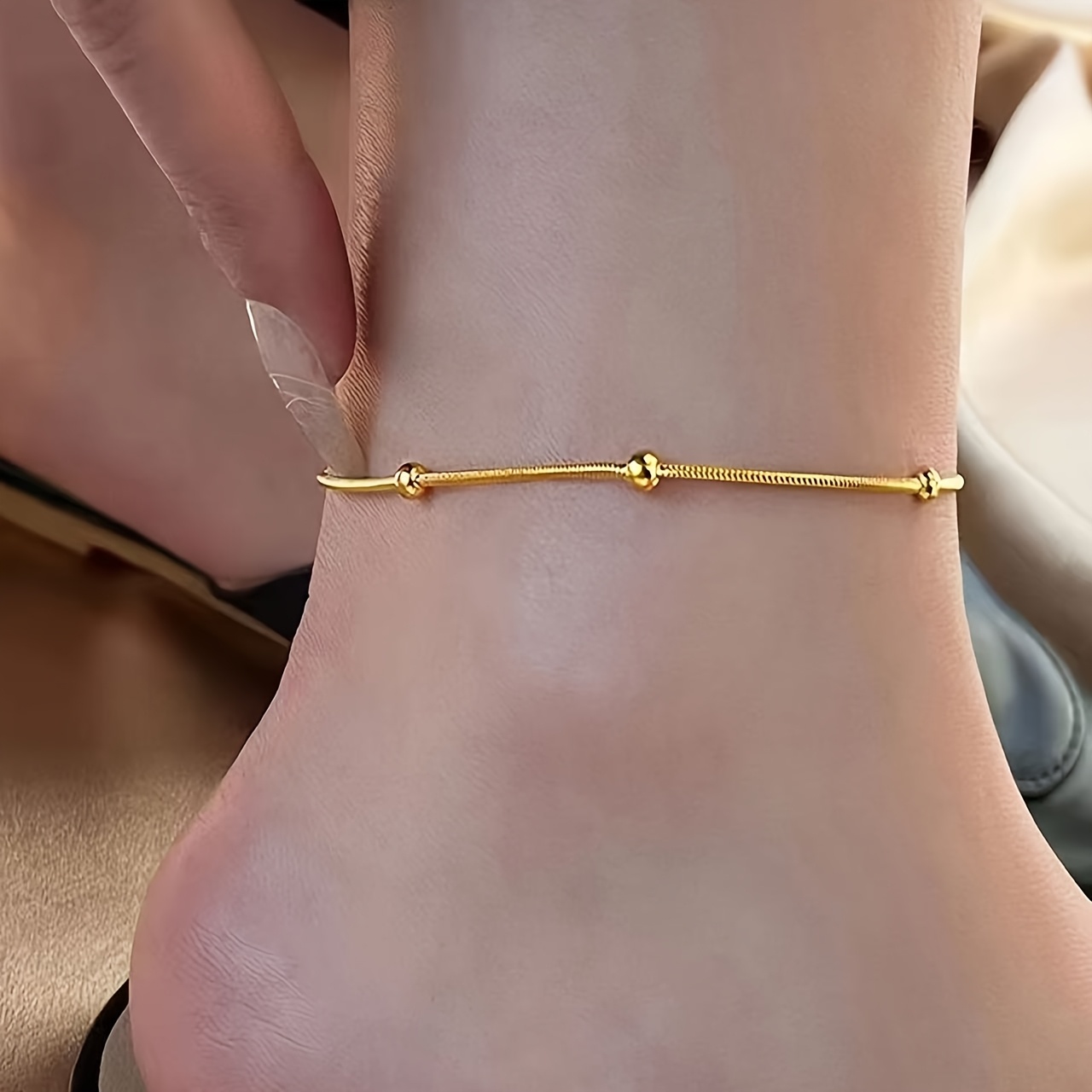 1pc Women's Elegant And Cute Spherical Snake Chain Anklet - Perfect For Daily Wear And Parties