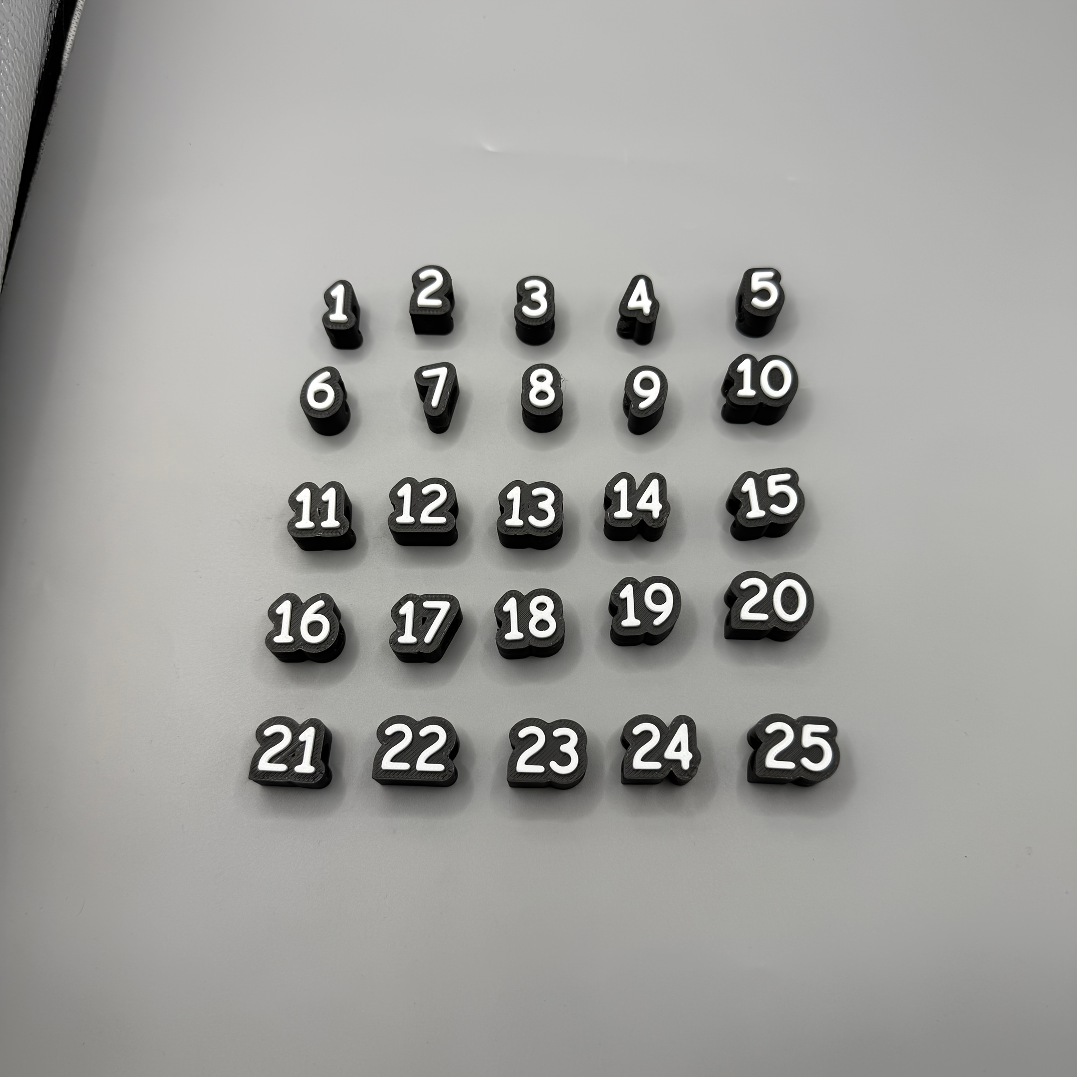 TEMU Numbered Pencil Topper Labels (available In 1-15 Or 1-25 Number Sets), Universal Pencil Caps, Reusable Pencil Number Clips, Classroom