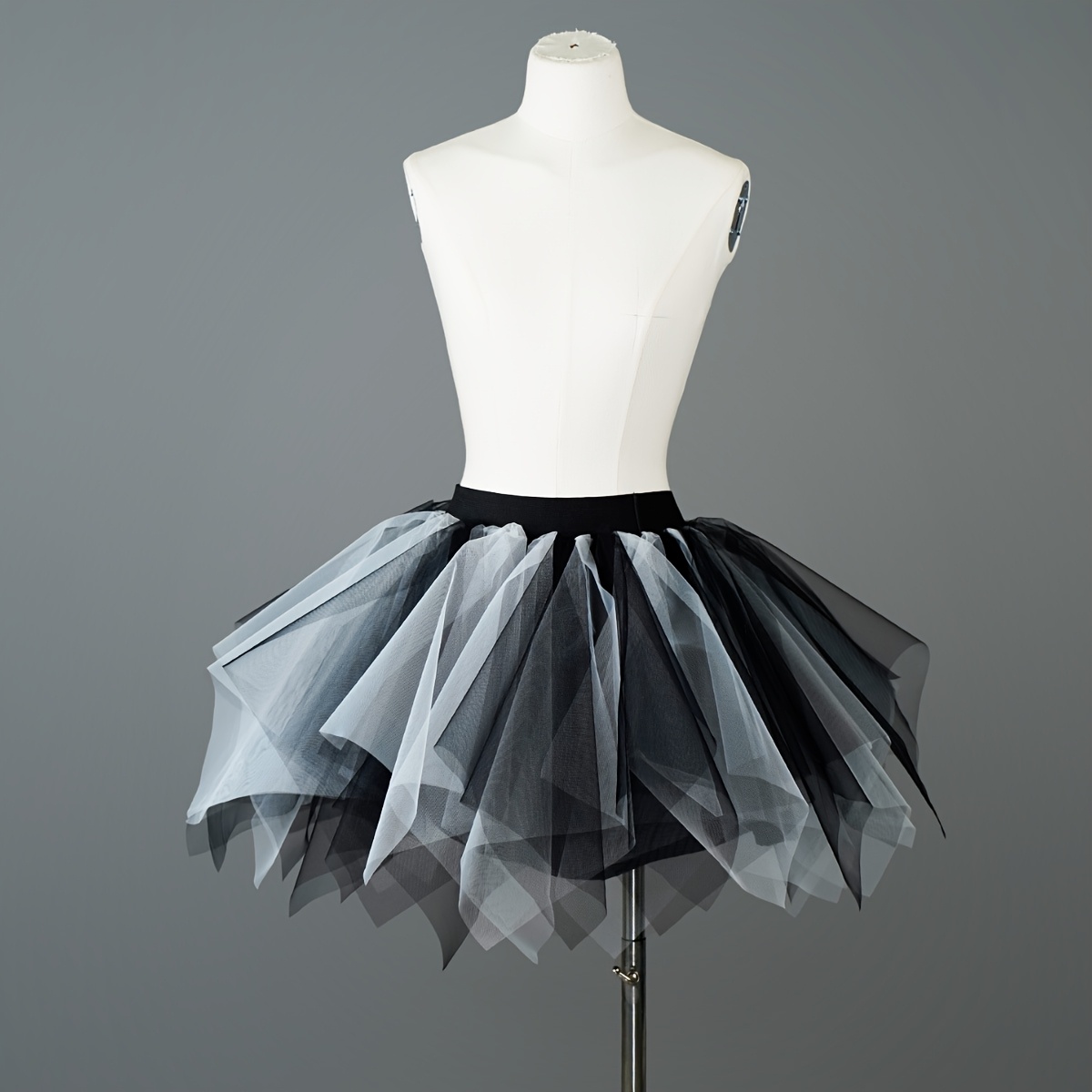 A Black And - -patterned Skirt / With Lining / Suitable For Daily Wear, Cosplay, And Party Banquets