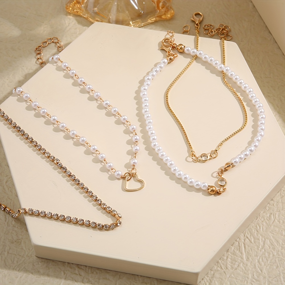 E-shop 4er-Set schlichtes Herz-Strass-Armband-Set für Damen, Sommer-Strandparty, Date-Geschenk, Alltagskleidung, Sommer-Accessoire