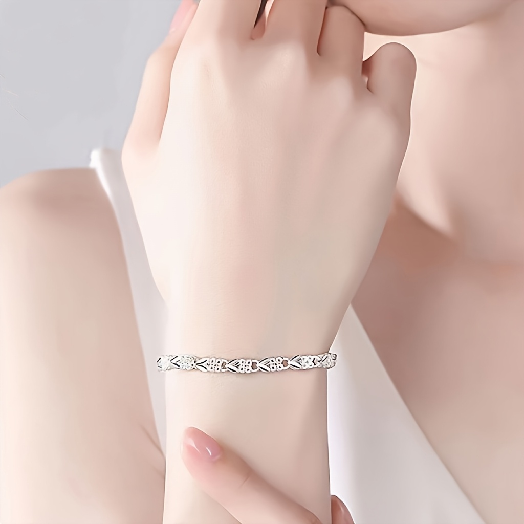 

Elegant 925 Sterling Silver Plated Bracelet - Vintage Style, Casual Attire And Valentine's Day Gifts