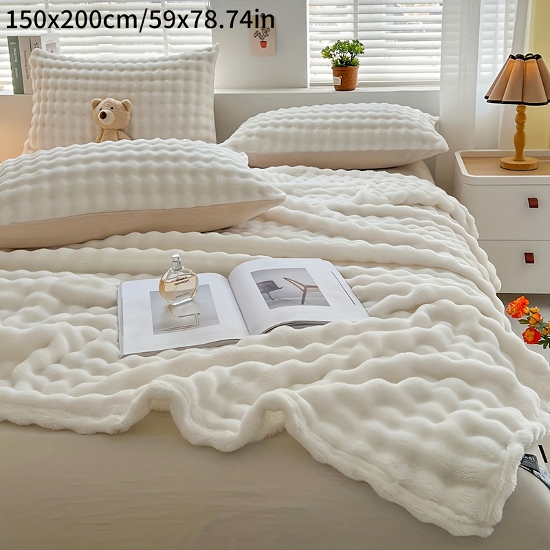 

Contemporary Knit Fabric Flannel Blanket - Mixed Color, No Printing, Polyester Cover, 250-300 G/㎡, Sofa, Office, Bed, Camping, And Travel