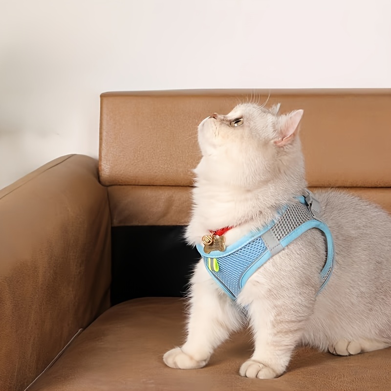 

Adjustable Cat Harness With Reflective Strip, Nylon Material, Machine Washable, Durable And Comfortable For Outdoor Walks