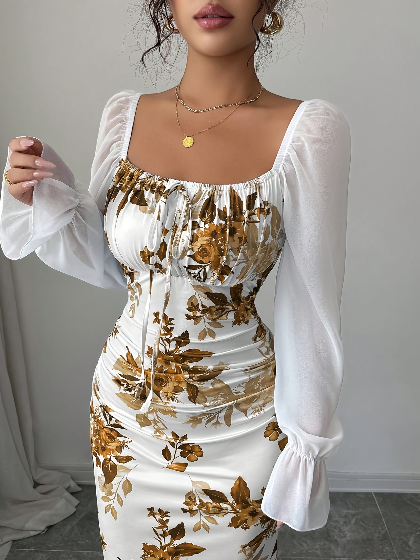 floral print slim fit dress Off White and Black Floral Print Maxi Dress