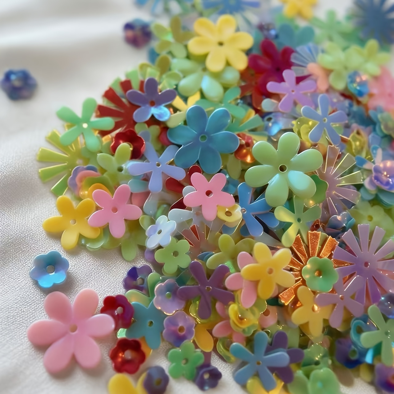 TEMU 250pcs et Fleur à Pétales, Paillettes Holographiques Colorées en Marguerite, Additions de Résine Pailletée pour Garnitures de Vase, Décoration