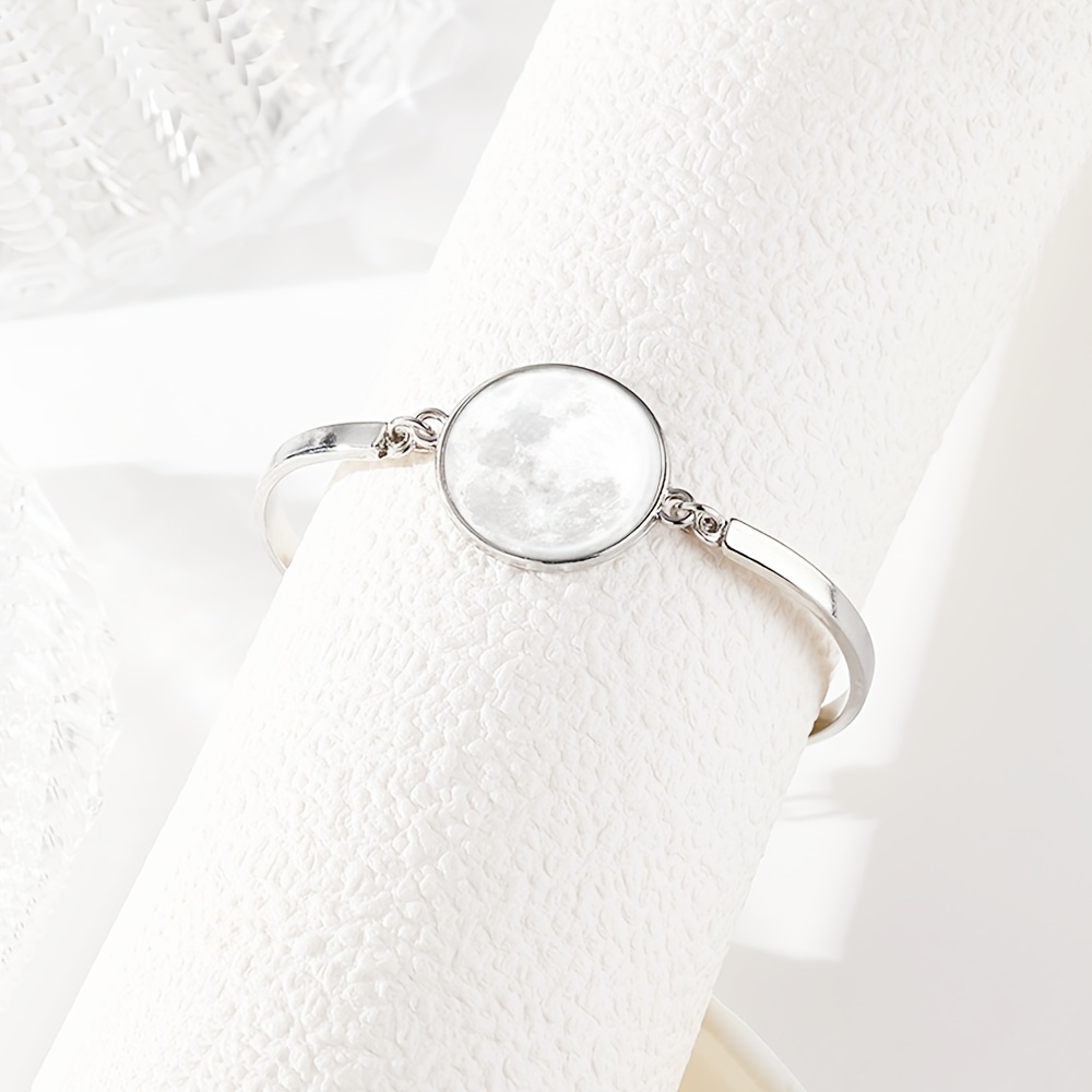 4pc Textured White Circular Jewelry Set