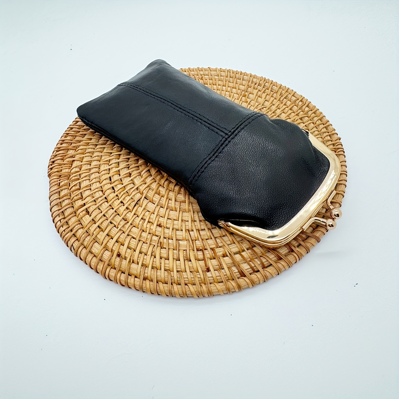 Image of 1pc Unisex Faux Leather Anti-scratch Glasses Pouch, Lightweight Portable Anti-drop Protection For Glasses, Business/easy Style, -color