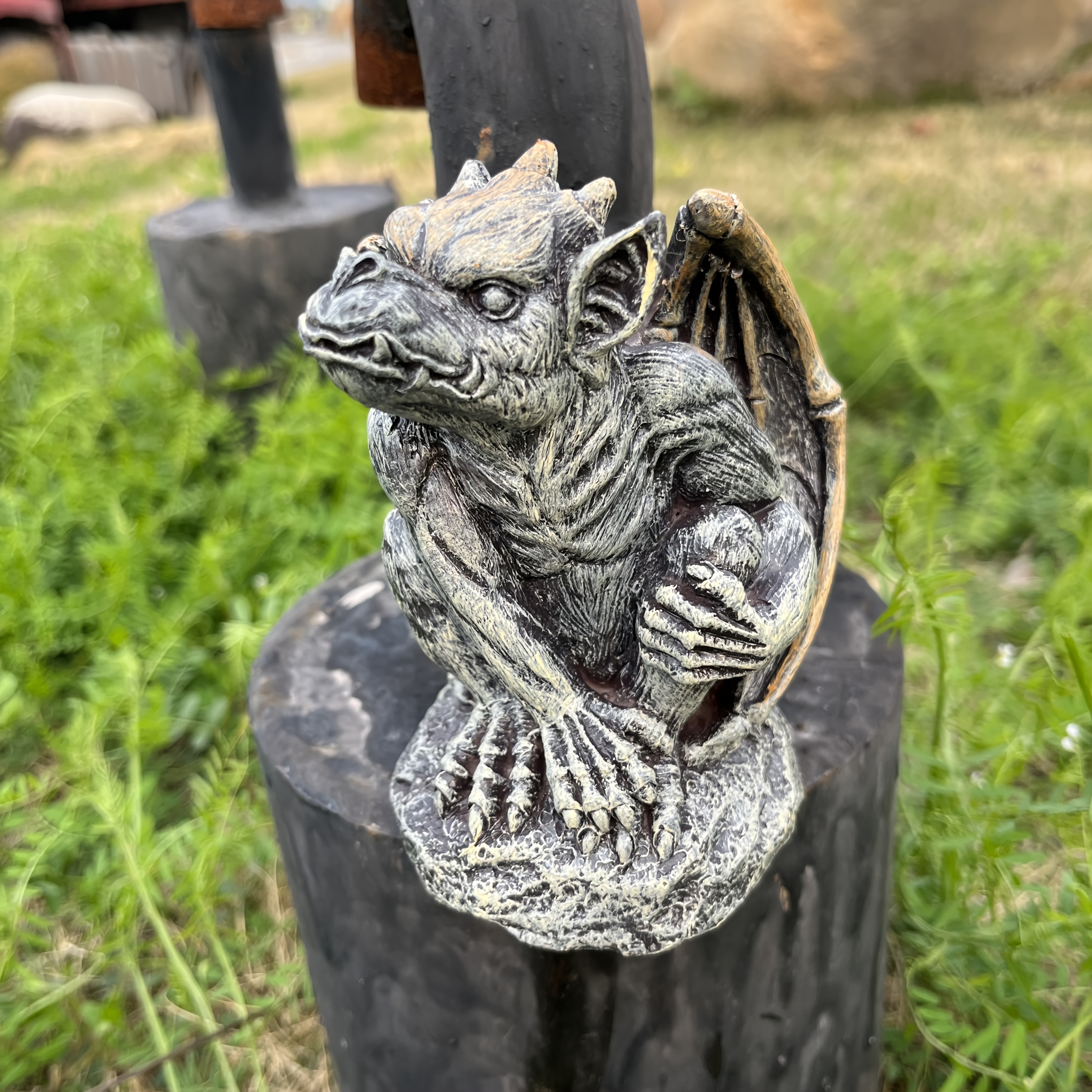 Image of Gothic Winged Dragon Statue - Vintage Resin Outdoor & Indoor Decor, Halloween, Garden, Or Home Decoration, Dragon Design With Cobblestone Base