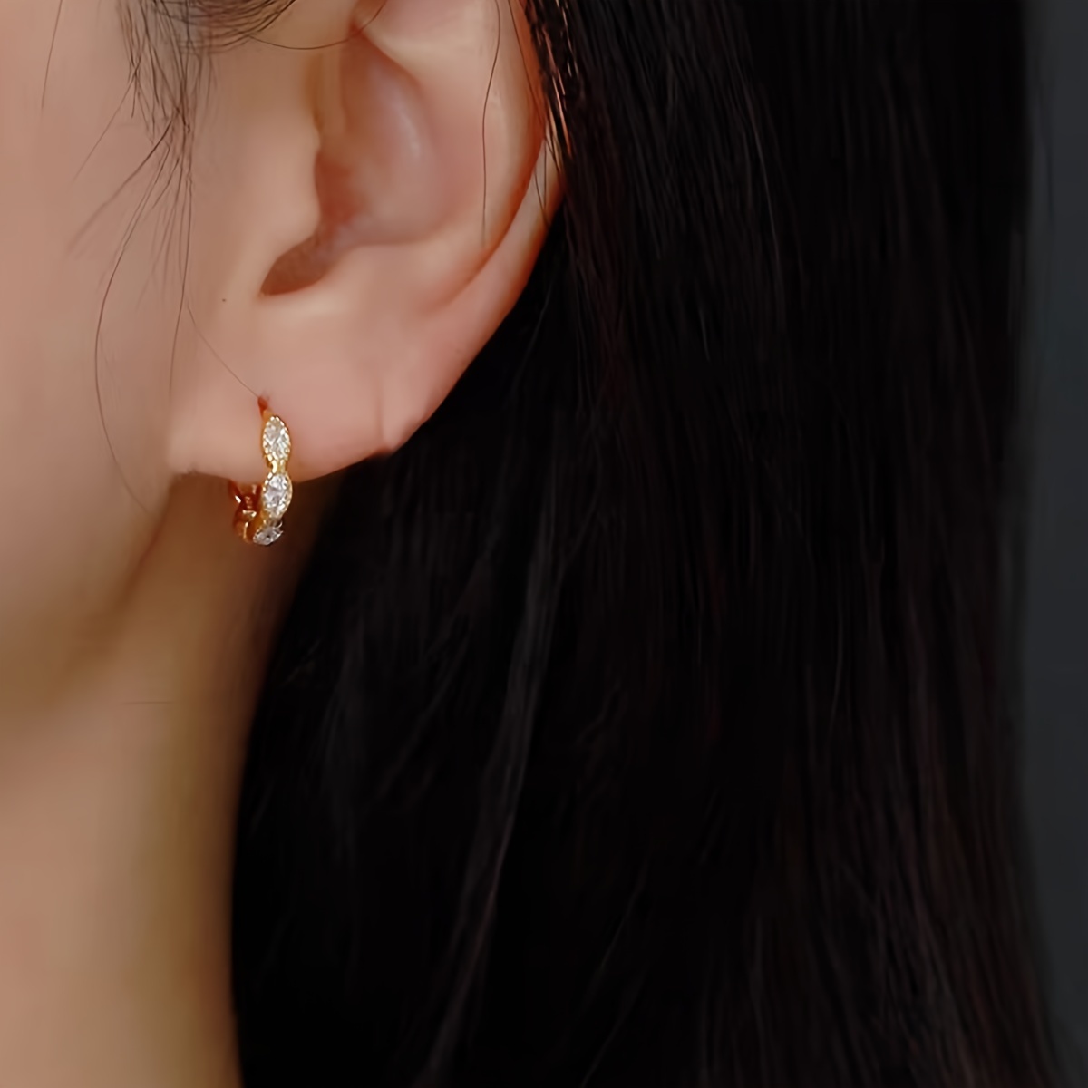 Women's Copper Inlaid Zircon Geometric Water Drop Earrings