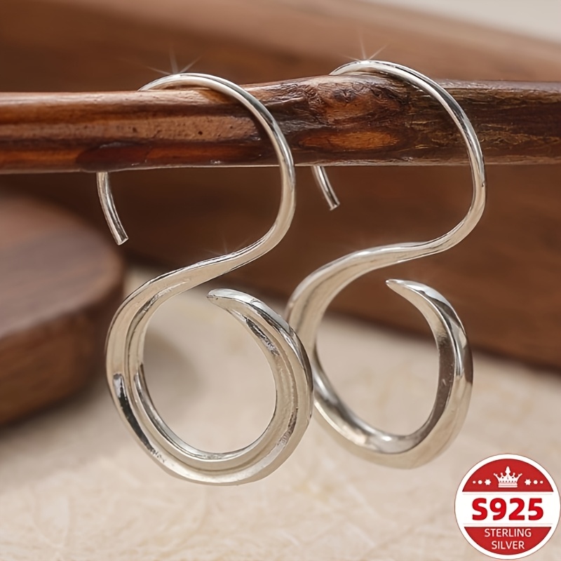 TEMU A Pair Of 925 Sterling Silvery Twisted Earrings, Elegant And Ladies' Round Earrings, Suitable For Daily Wear And Parties.