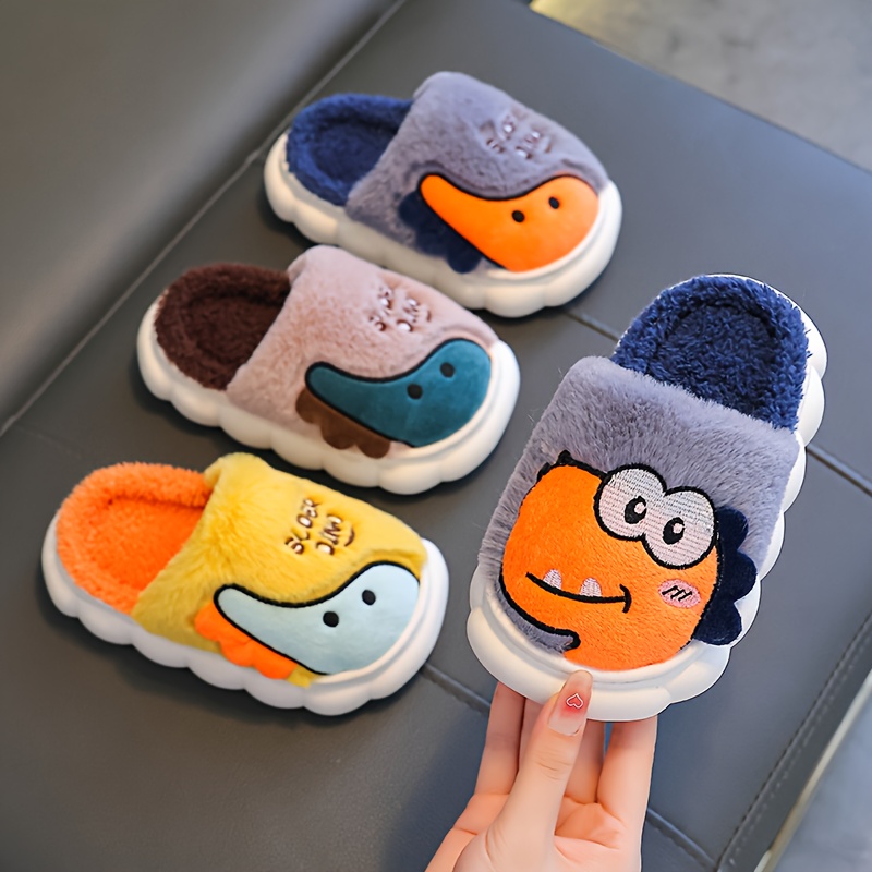 A Pair of Cute Dinosaur-Themed Flat Slippers for Kids, Suitable for Boys And Perfect for Winter
