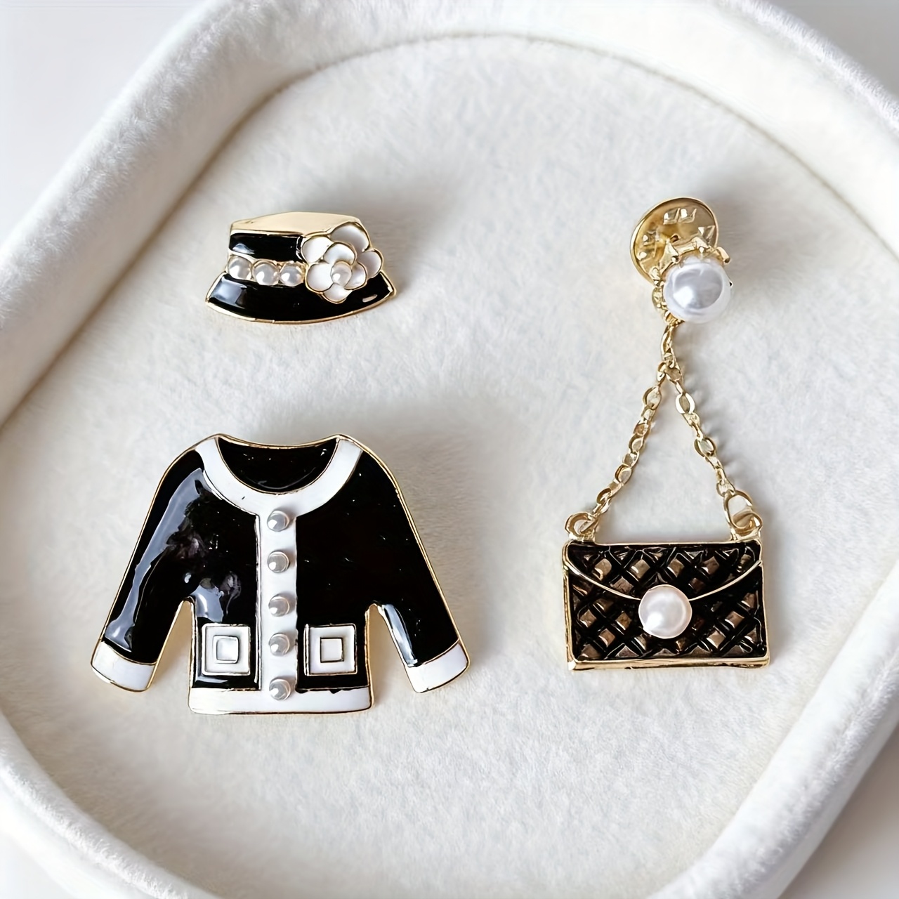 TEMU 3pcs Classic Elegant Set: Brooches For Coats, Hats, And Bags In Black And White, Light Luxury Vintage Design Accessories