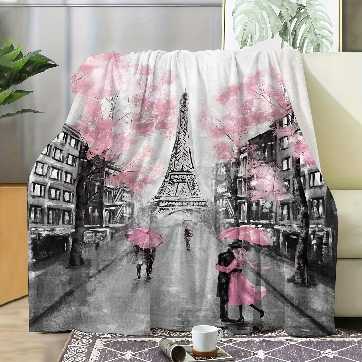

Eiffel Tower Print Flannel Throw Blanket - Soft, Cozy & Allergy-friendly For Travel, Sofa, Bed, Office Decor - Perfect Birthday Gift For Boys, Girls, Adults - Versatile For All Seasons