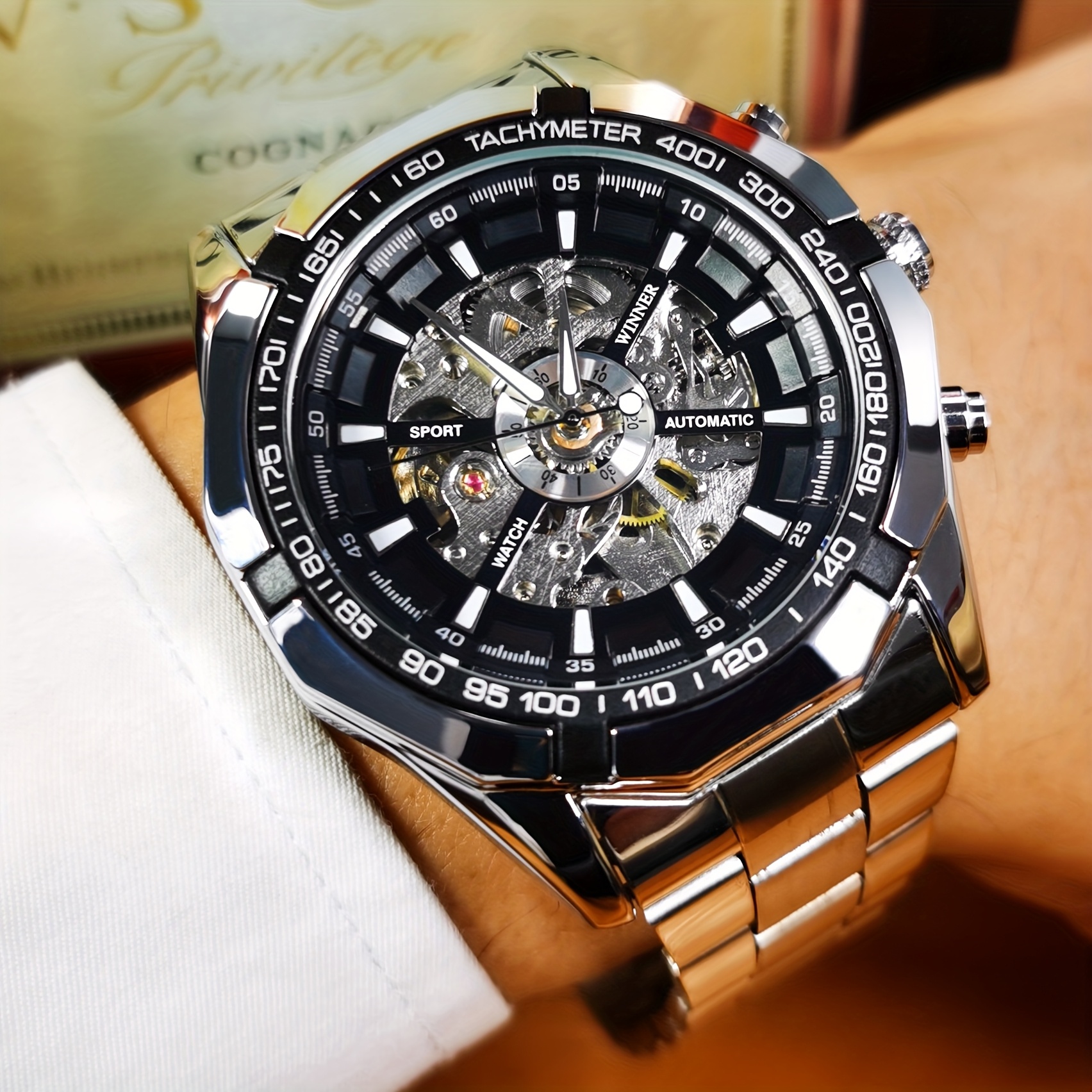 E-shop Klassische Sport Skeleton Automatische Mechanische Uhr für Herren Leuchtende Zifferblätter Edelstahlarmband Business Casual Herrenuhren