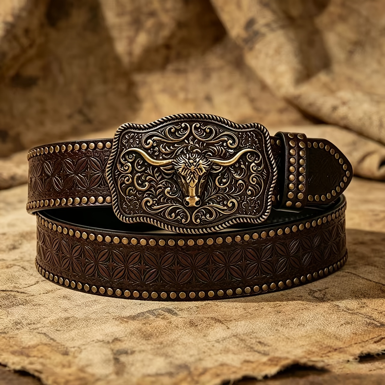 TEMU 1pc Unisex Retro Carved Rivet Belt. And . Exquisite Details With Texture. Lightweight And Comfortable, Not Restrictive. With Dresses To Outline