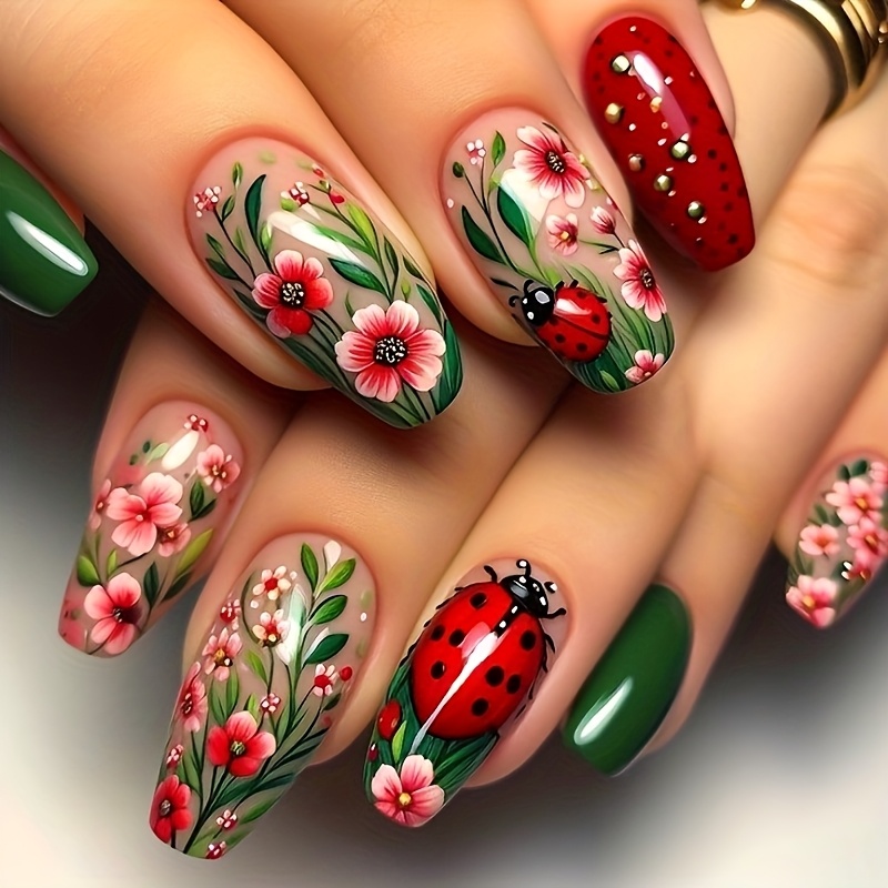

24pcs d'Ongles Portables Style Printemps/Été Vert, Autocollants d'Ongles Faux Fleurs Fraîches Rouges, Ongles de Style Ins Fille Douce Coccinelle Étoiles