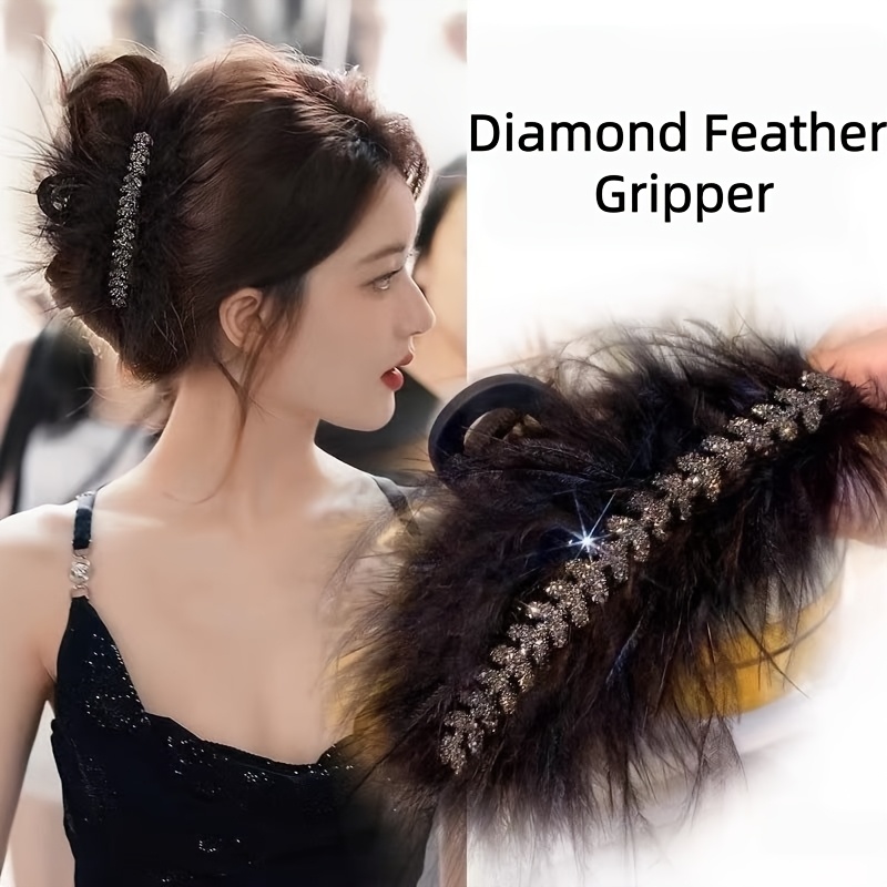 TEMU 1pc Of Rhinestone Grab Clip With High-end Feeling Autumn And Winter Hair Clip For Women, With Ostrich Fur Plush On The Back Of And A Large Shark
