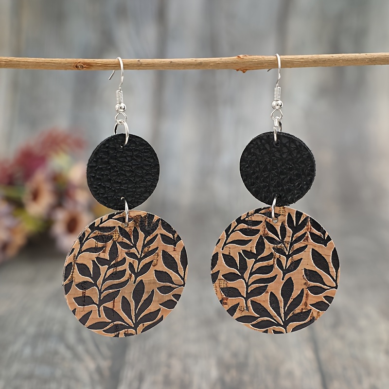 

1 Pair Vintage Brown Round Disc Earrings With Black Leaf Print, Bohemian Style, Faux Leather, Drop Dangle Ear Accessory