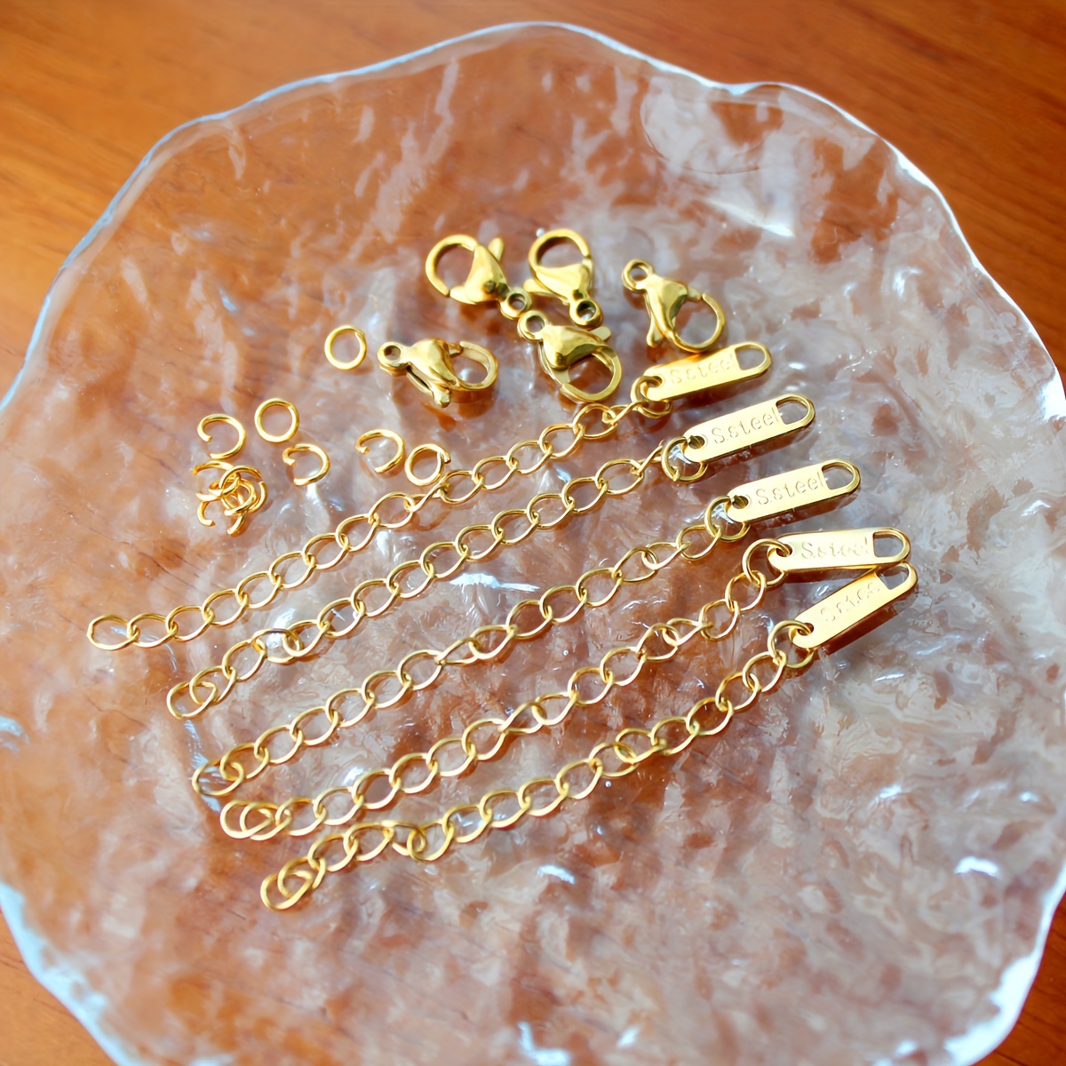 E-shop 25-teiliges Edelstahl 18K vergoldetes Schmuckherstellungsset für DIY Halsketten & Armbänder - Komplettes Set mit 5 Karabinerverschlüssen, 5