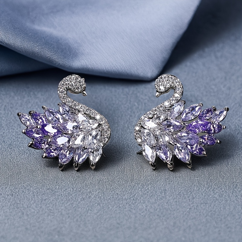 

A Pair Of Elegant Duck And Swan Earrings