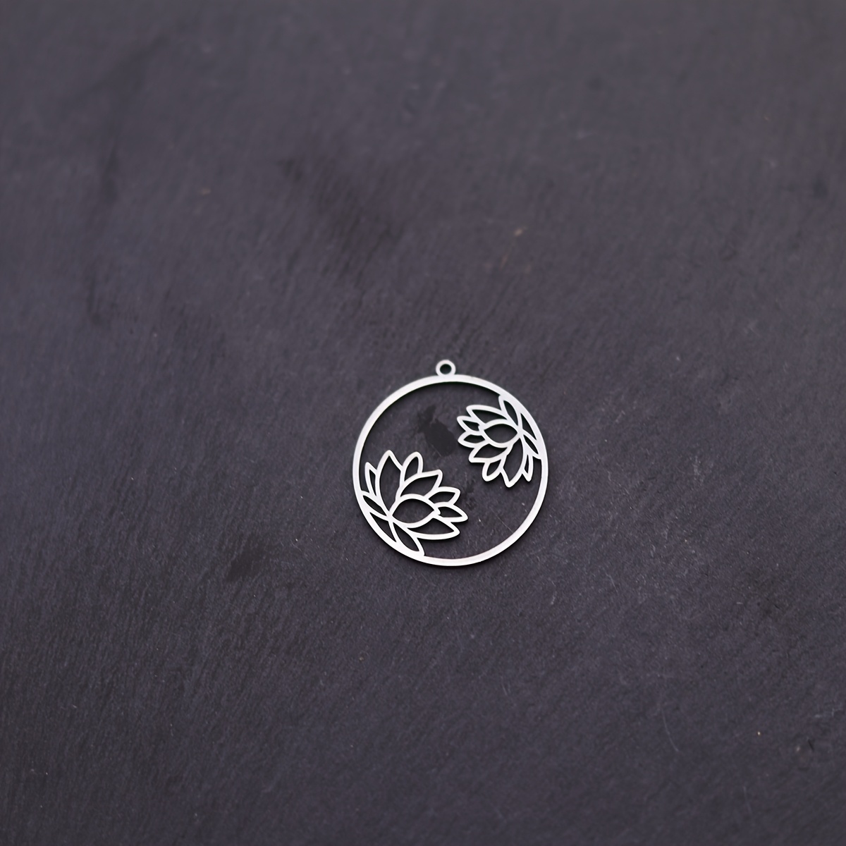 3pcs Round Lotus Charms for DIY Jewellery Making