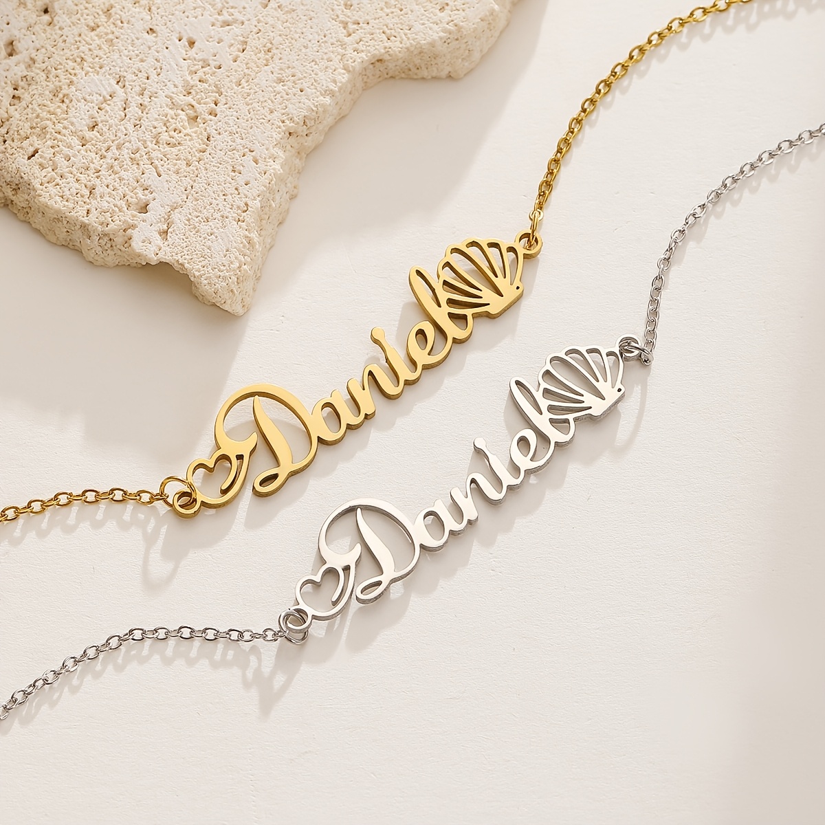 Personalized Shell Name Bracelet, Elegant Gift for Her