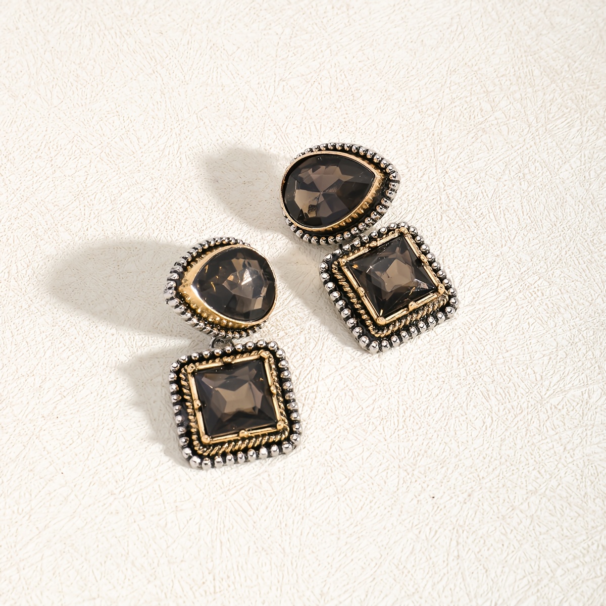 TEMU Elegantes Aretes Geométricos de Capa con Diamantes de , Aretes Vintage de y , Joyería para Mujer Adecuada para Uso Diario y Fiestas